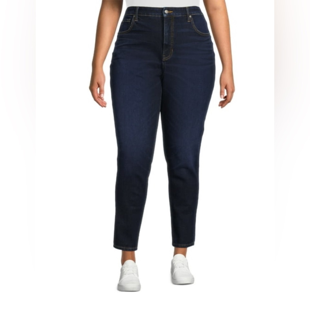 Time and Tru Women's High Rise Curvy Skinny Jeans - 12 Short